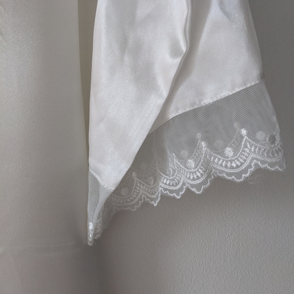 NEW Bride Robe - Picture 2 of 4